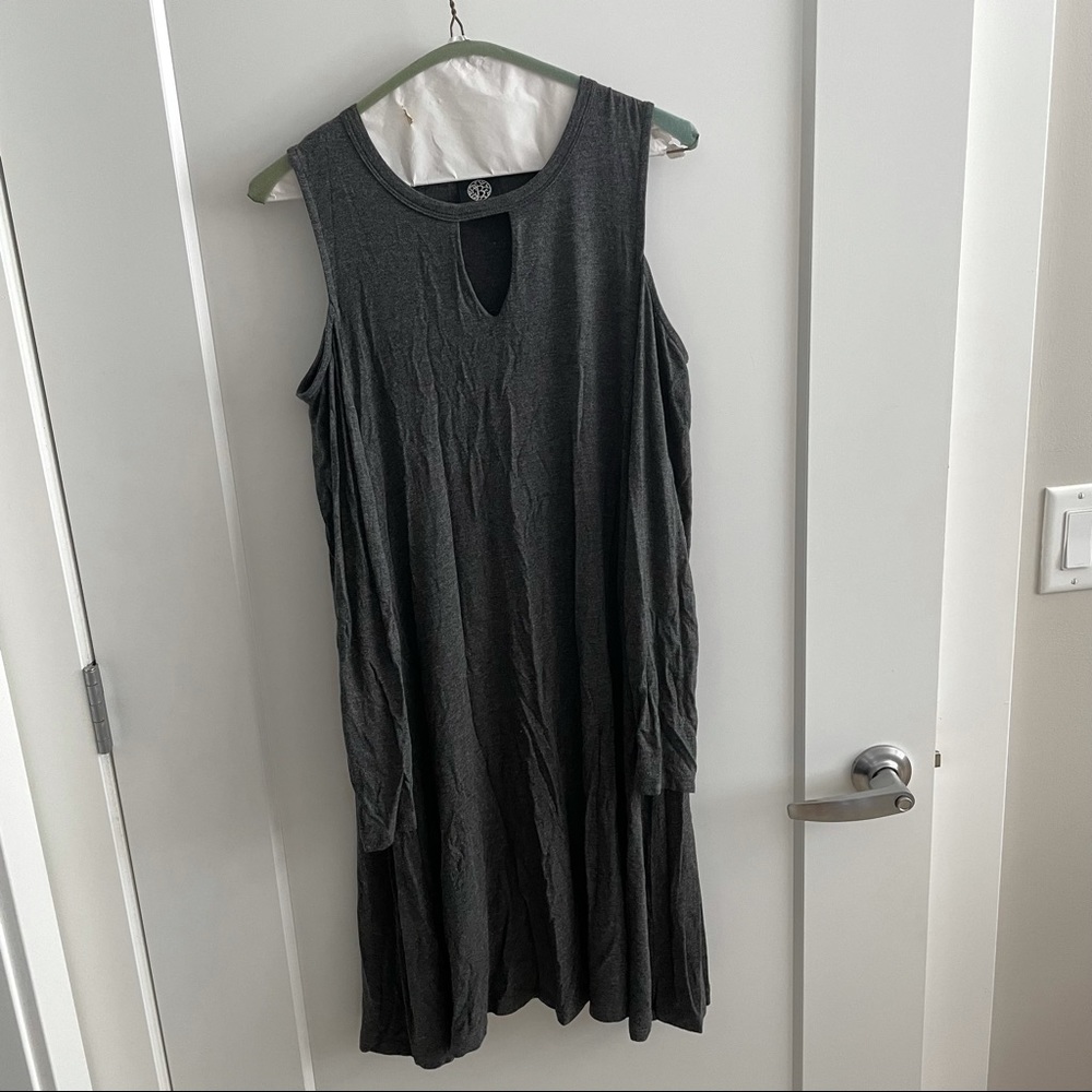 Grey knit long sleeve dress